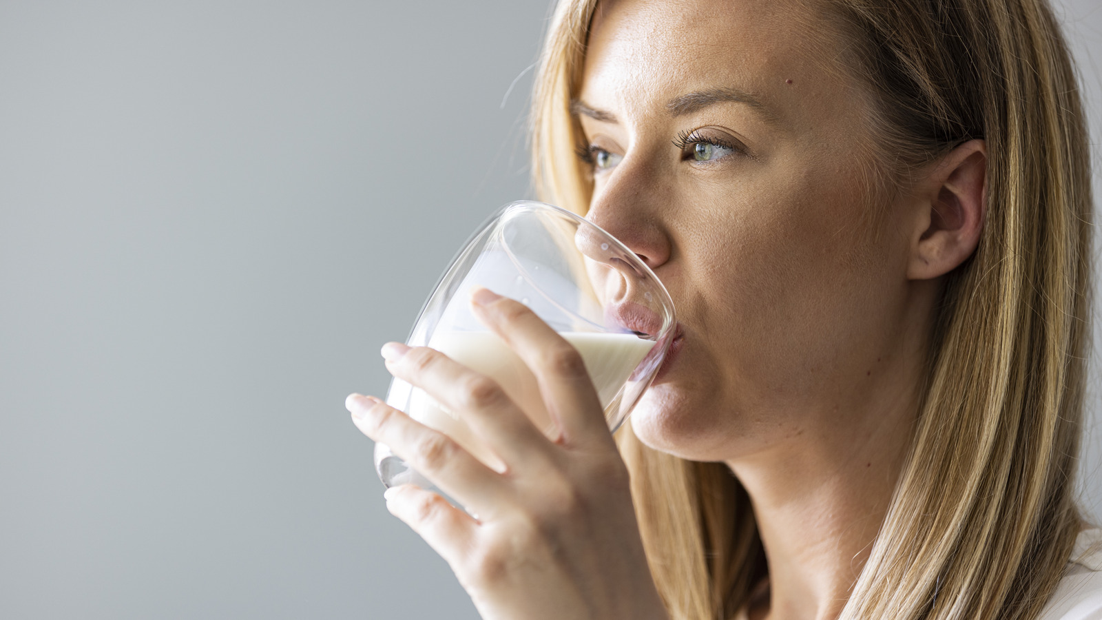 Here’s What Happens When You Take A Sip Of Spoiled Milk – Health Digest