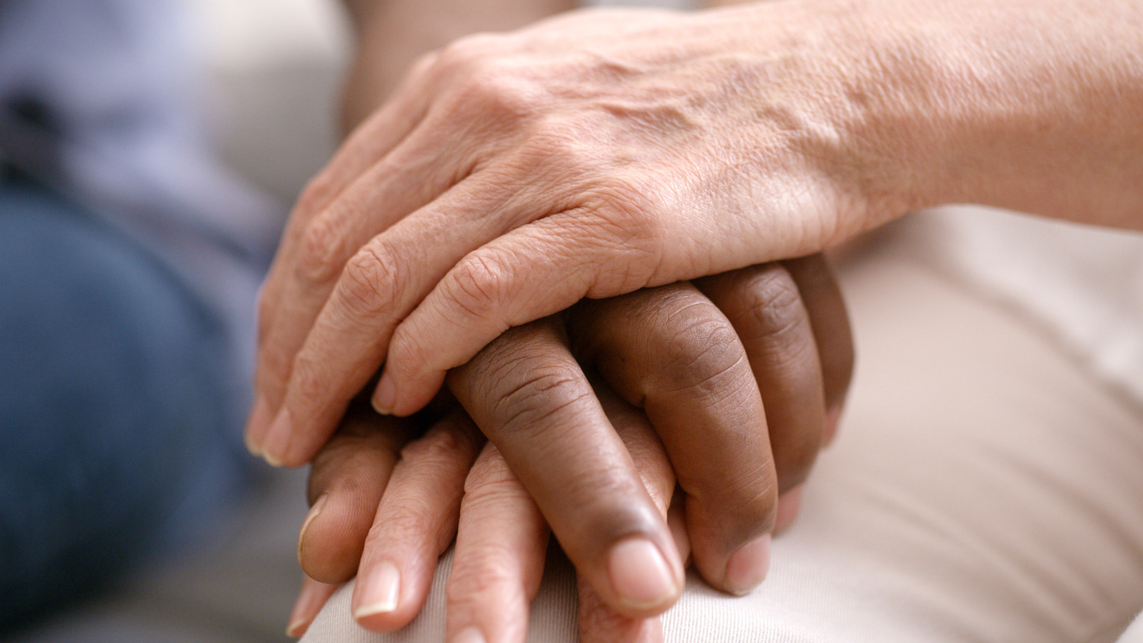 The Unexpected Injury That Means The End Of Life Is Near - Health Digest
