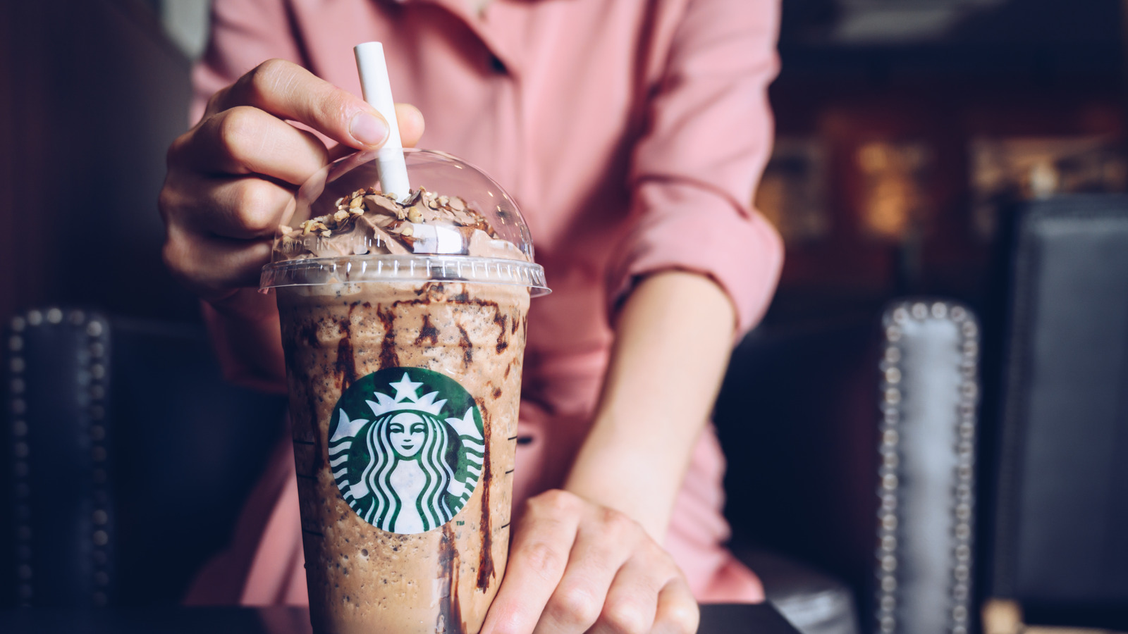 How To Order A Healthier Starbucks Drink, According To Our Dietitian - Health Digest