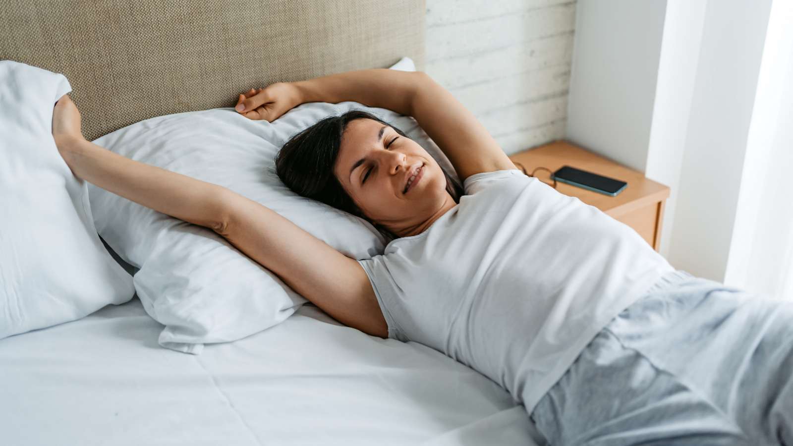 When You Sleep In, This Is What Happens To Your Blood Pressure - Health Digest